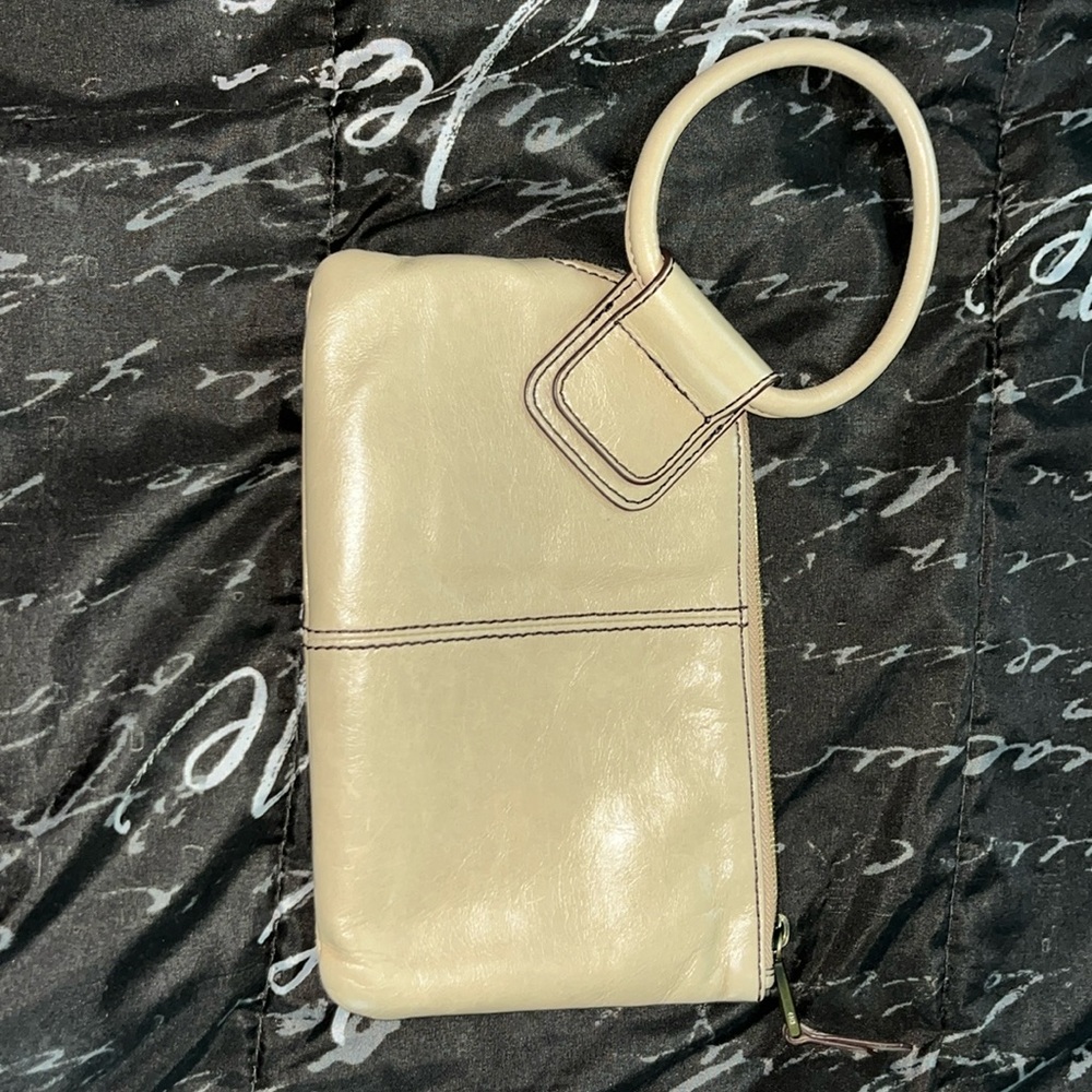 Hobo wristlet